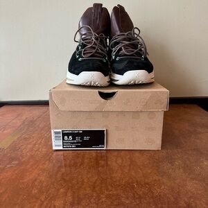 Men’s Nike LeBron 8 EXT QS Black and Brown Sneakers size 8.5